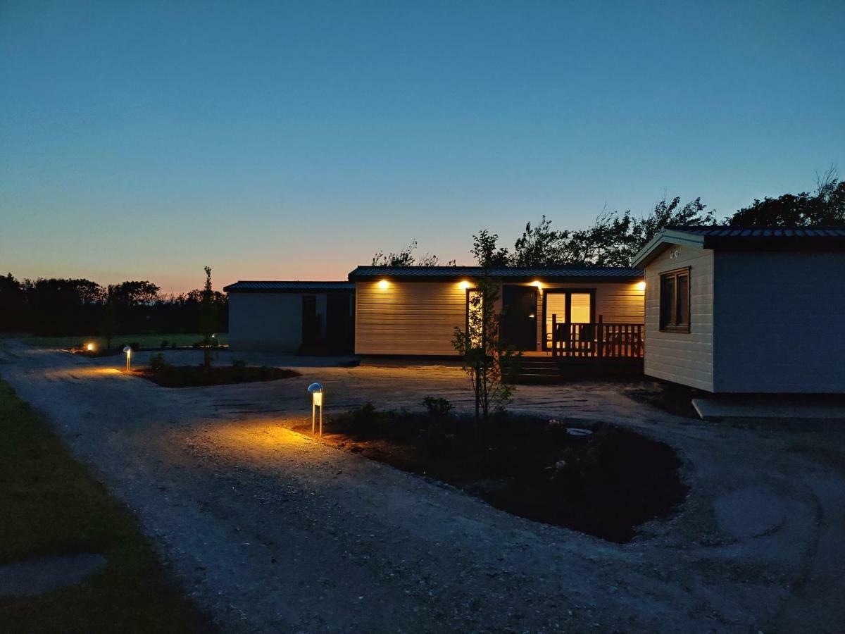 Nissum Fjord Camping Fjand Gårde Kültér fotó
